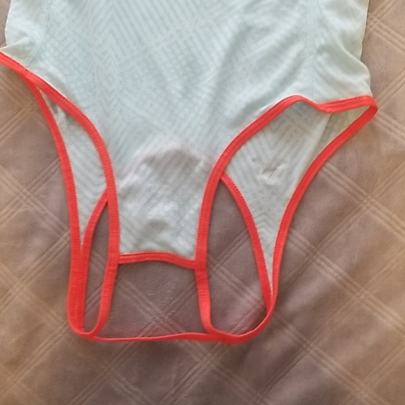 Adidas sheer tank - Picture 3 of 3
